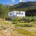 Miraluna View